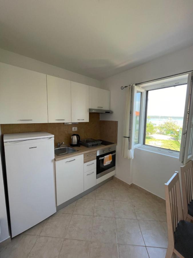 Ferienwohnung Oaza Nerezine Exterior foto